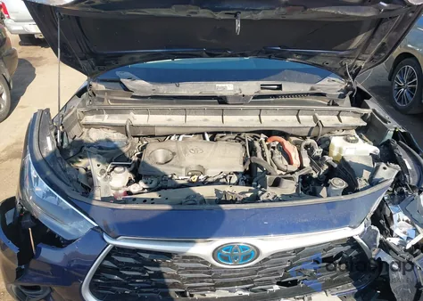 2020 Toyota Highlander Hybrid Xle z USA, uszkodzony, nr VIN 5TDGBRCH5LS512417